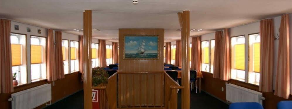 Wohnschiffe Severa Hotel Rostock Exterior foto